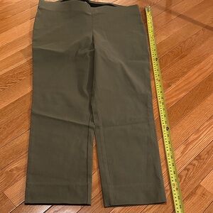 WHBM Elastic crop pants olive green